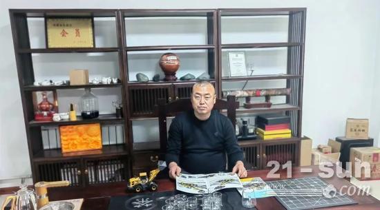 新疆经销商郭李平：以义致利，精诚携手英轩重工书写新篇章