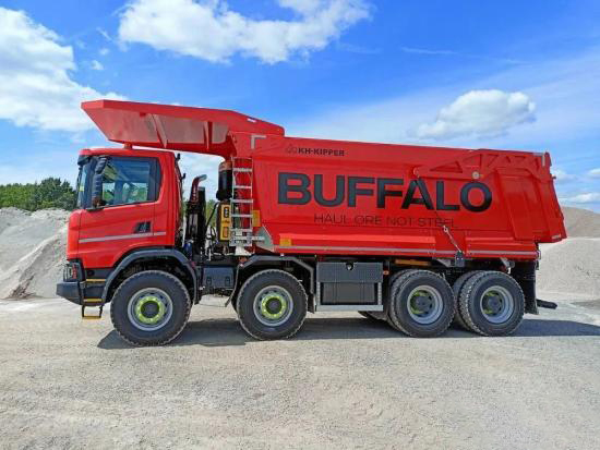 能装40吨，还带防侧翻系统，斯堪尼亚G系矿用自卸车真是狠角色