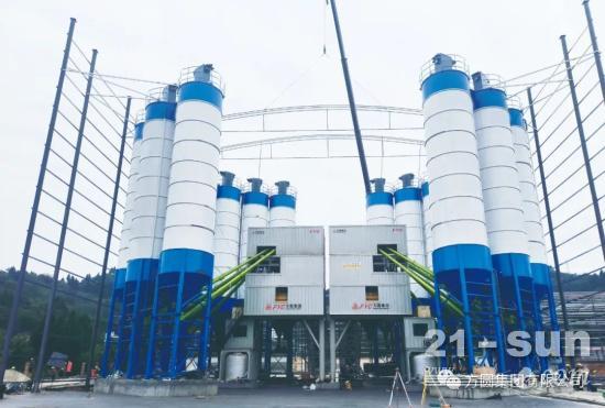 方圆集团：用汗水感动客户 用拼搏赢得赞誉