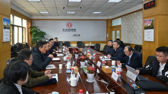 强强联合 东风康明斯携手东风商用车攻坚2023