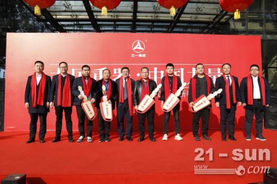 三厂齐发车！徐工、三一、中联起重机产品喜迎开门红！