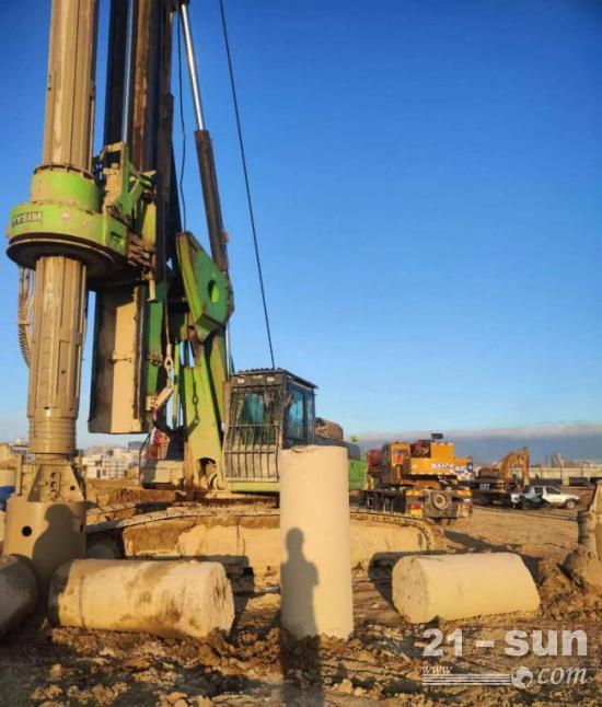 全新电控卡底钻机 燃油效率提升30%