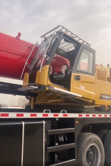 沉浸式体验三一新款STC800C5-8，全配26吨，新两室配置真香!