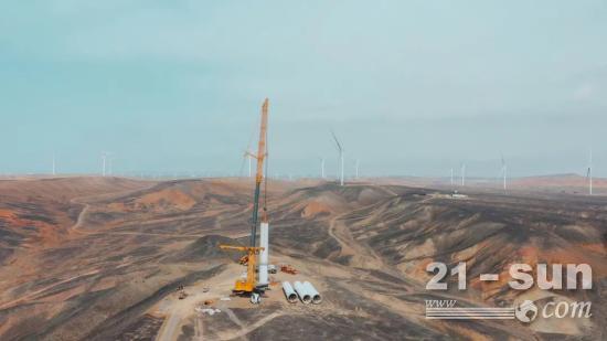 徐工两台“全球第一吊”！助建国家级风光大基地！