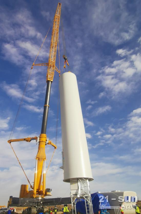 力克沙地与极寒！2600吨履带吊完成内蒙风电吊装！