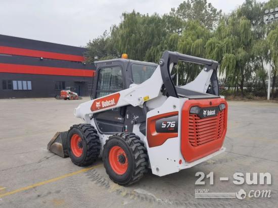 先睹为快丨山猫R系列装载机在路上