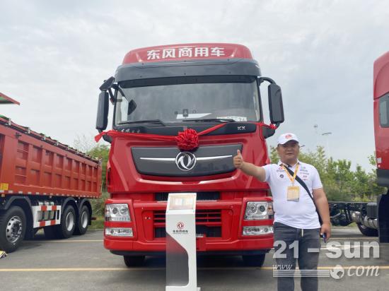魅力天龙哥李能文——两代人传承，深情东风打开不一样货运人生