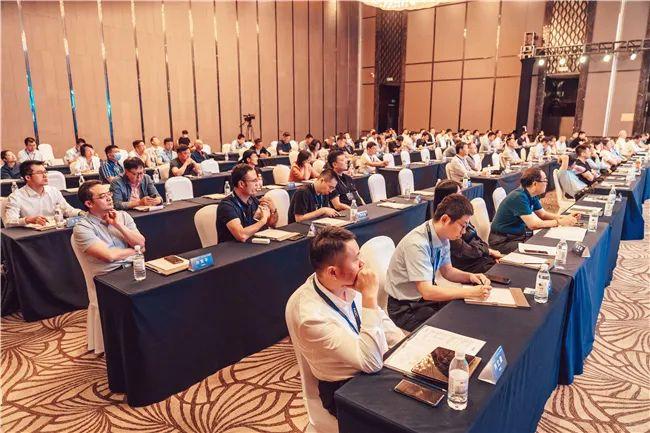 桩工机械分会三届三次会员代表大会在南京顺利召开