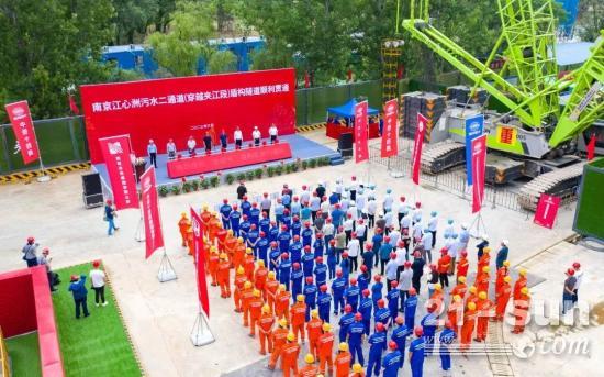 铁建重工盾构机助力国内在建最大直径污水过江盾构隧道贯通