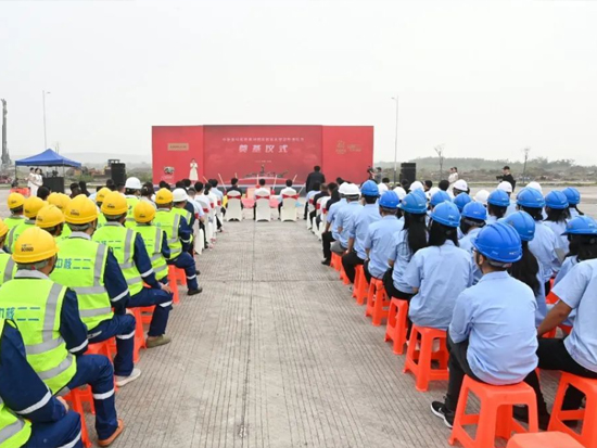 中聯(lián)重科重慶基地隨車起重機智能制造項目奠基儀式圓滿舉行