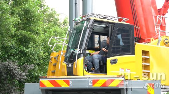 中小吨位竞争进入白热化！这位吊装老板开始瞄准大吨位！