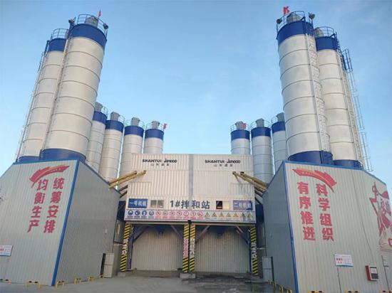 津潍高铁建设中的山推建友力量