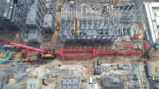 开赴裕龙！中油六建<em>SCC20000A</em>备战1400吨反再框架模块吊装