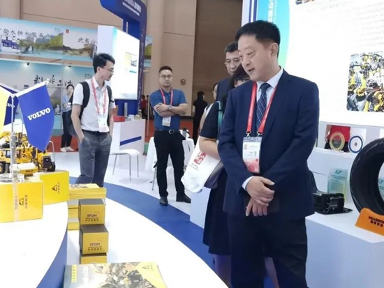 共发展，创未来，山东临工亮相厦门“投洽会”