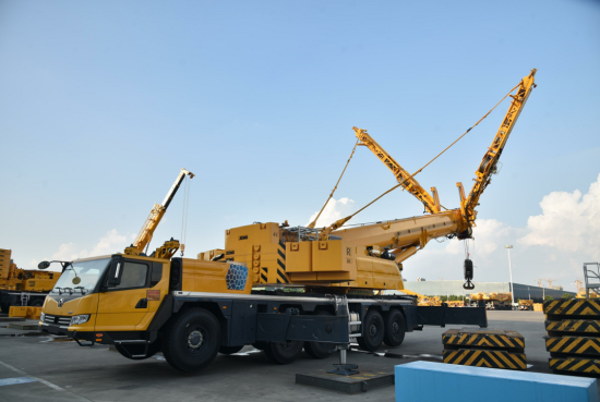 极限臂长——徐工XCA350L8