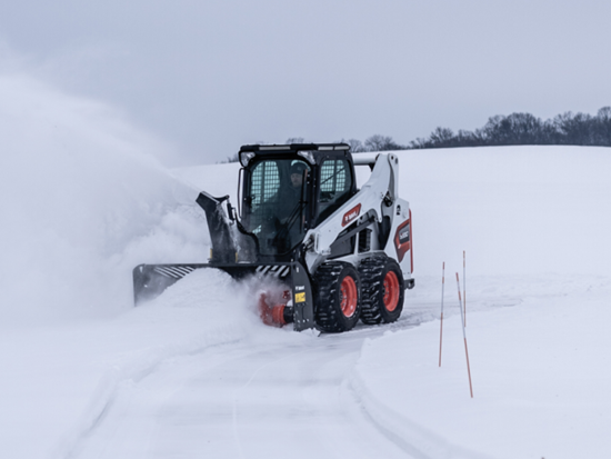 山猫除雪卫士 冬季安全出行保障