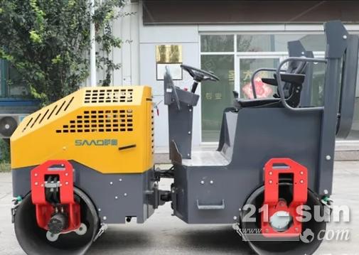 小型压路机液压系统和离合器保养小妙招