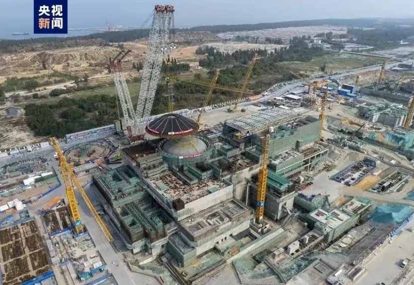 完成最后一块拼图！中联重科起重机成功吊装“玲龙一号”外穹顶