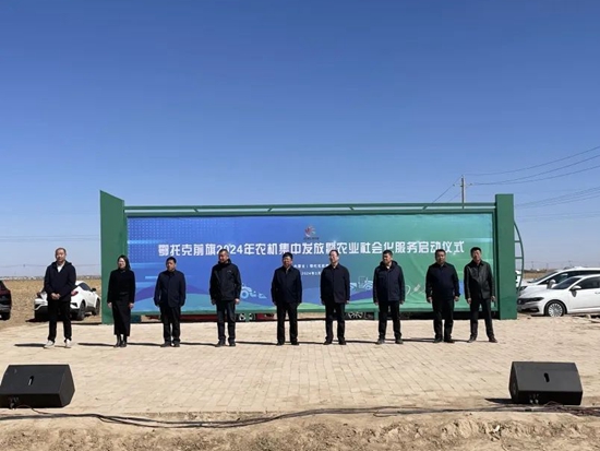 稳定可靠不烧尿素 搭载东康CS4 B5.9动力拖拉机批量交付！