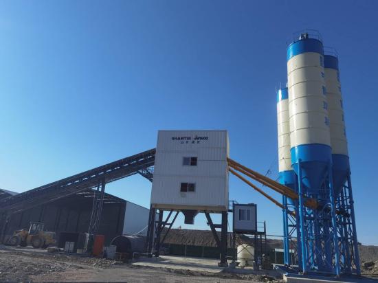 山推建友混凝土搅拌站服务乌鲁木齐<em>机场</em>改扩建工程项目
