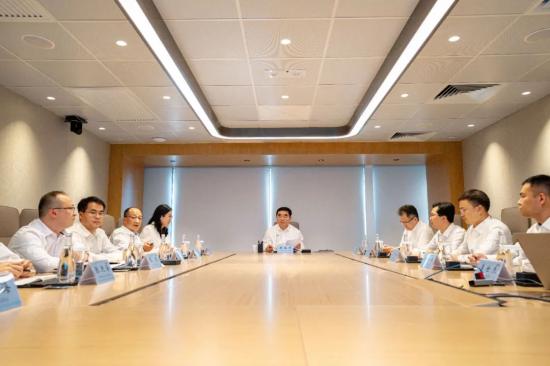<em>满慎刚</em>到香港调研：打造实业资本双轮驱动、国内国际双循环发展的战略支撑平台