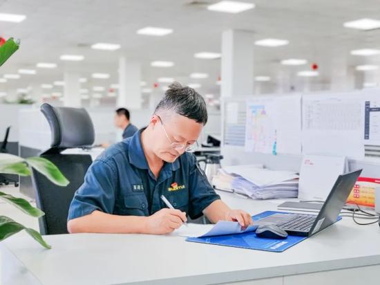旗帜·榜样丨看山东重工优秀共产党员的先锋足迹（一）