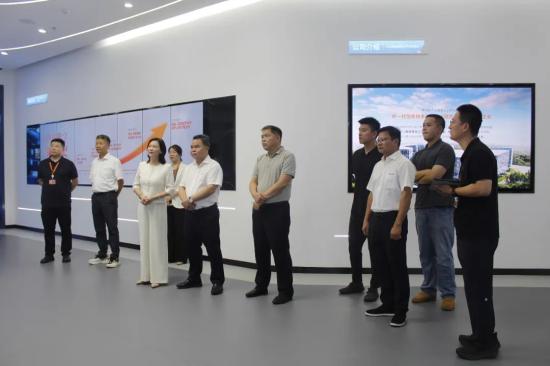 柳工集团董事长一行莅临捷瑞数字，共助制造业数字化服务升级