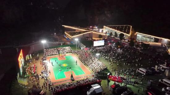 三一助力｜这场崖壁下的村BA火了！