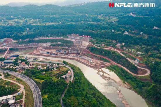 南方路机水工专用混凝土搅拌设备助力水利水电工程建设