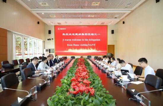 <em>德纳</em>集团高级副总裁克雷格到访三一