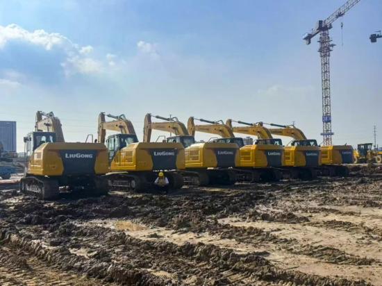 10台批量交付！柳工920F助力山东龙头渣土企业提速基建工程