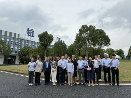 荷兰国际物流协会代表团到访杭叉，共话绿色智慧物流新未来