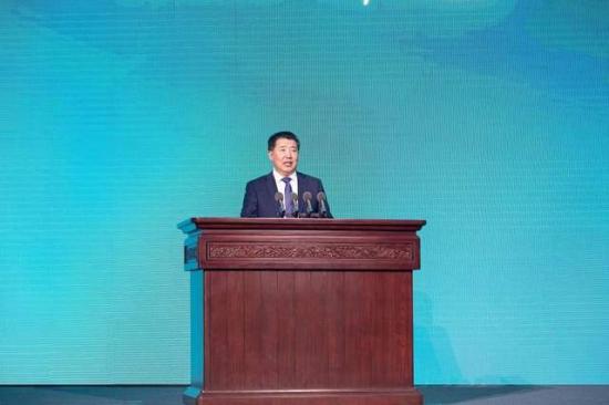 高端市场快速发展！中国重汽2025年重卡出口冲刺15万辆