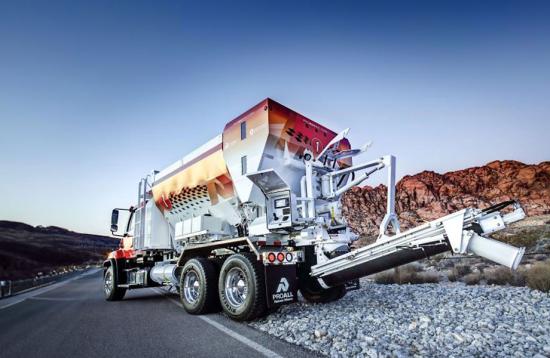 特雷克斯宣布与REV集团进行战略合并，并退出高空作业平台业务板块