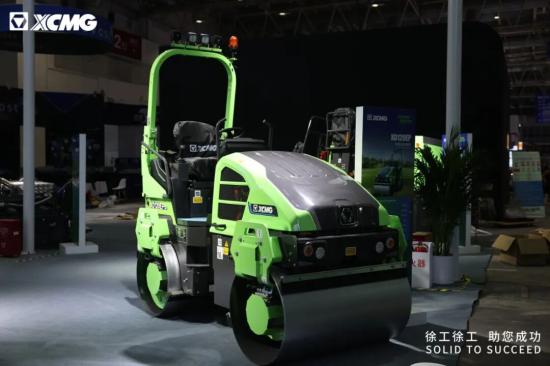 徐工：节能零噪音，市政道路养护首选！