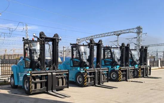 批量交付！三一电动重叉助力绿色物流升级