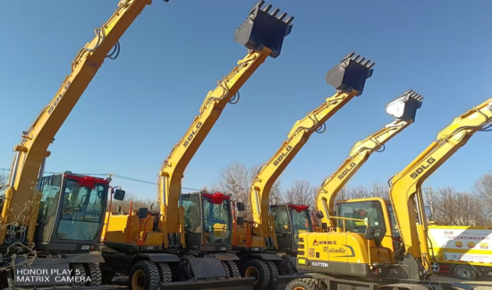 EA7150H与EA770H双星齐发 山东临工6台轮挖助力首都建设