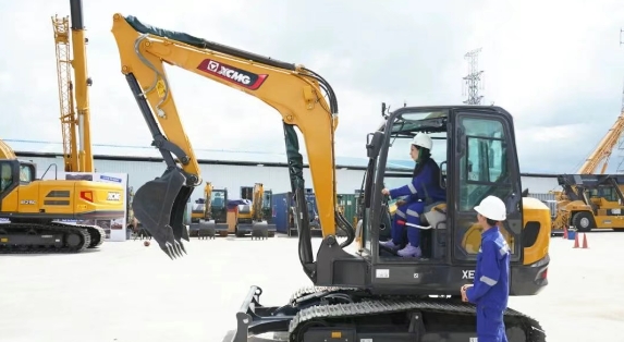 直播不打烊！徐工印尼品牌日活动吸引全球粉丝