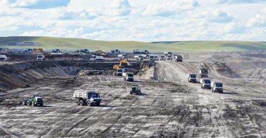 今天，《科技日报》头版头条点赞徐工！