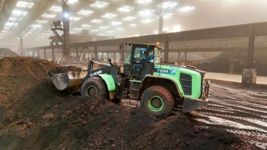 钢铁巨头的绿色选择！四年连购50余台徐工纯电动装载机