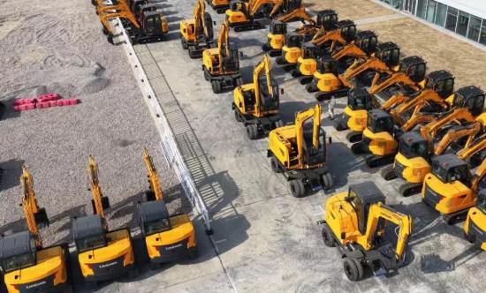 挖机小温常州选车记：一次公益旅程的“装备升级”，一场善意与支撑的双向奔赴