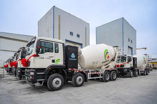 科技赋能 装备美好 | 中国重汽-山推建友新能源搅拌车批量交机仪式圆满完成