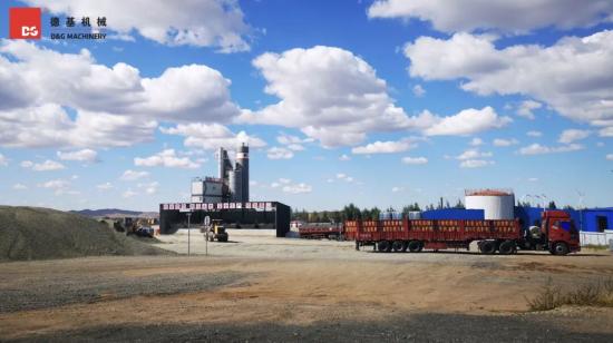 助力“蒙式养护”共建绿色北疆|德基机械亮相内蒙古公路养护高质量论坛