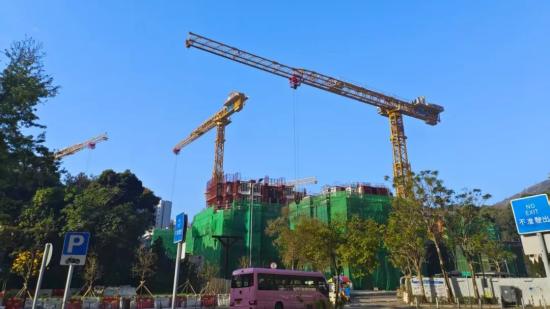 徐工XGT1100H-52S助建香港公屋，擎起民生家园