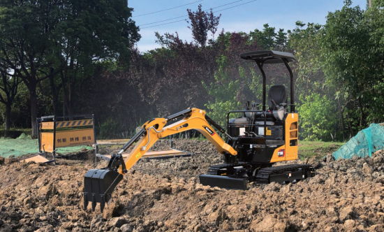 窄巷死角全拿下？这台挖机让你接单量翻倍！