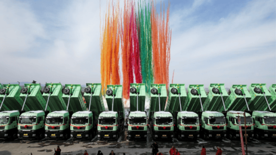 批量交付燃动首季——中国重汽开年即冲刺，以品质赢信赖！