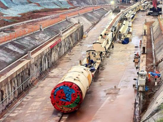 单月掘进破千米！铁建重工“镜岭2号”TBM刷新施工纪录