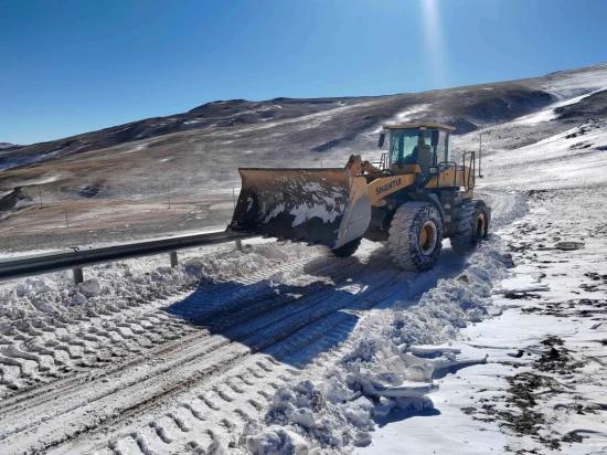 “厚道”战风雪！山推装载机雪域护航，诠释<em>品牌</em>温度