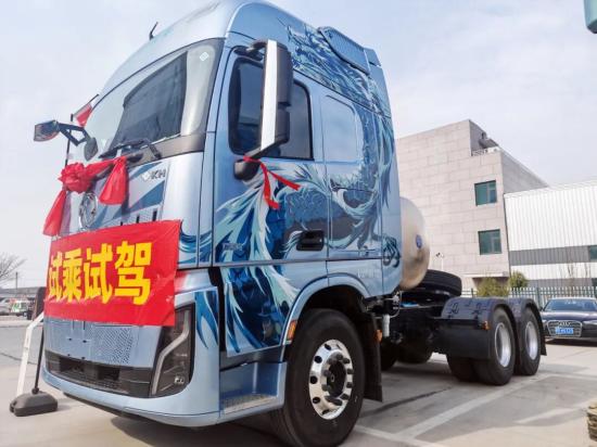 驭见真芯 晋享高效丨东风康明斯一体化动力链携手东风天龙亮相山西运城