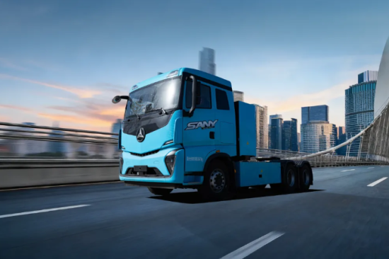 三一重卡2026全系新车，SE882登顶行业量产最大电量